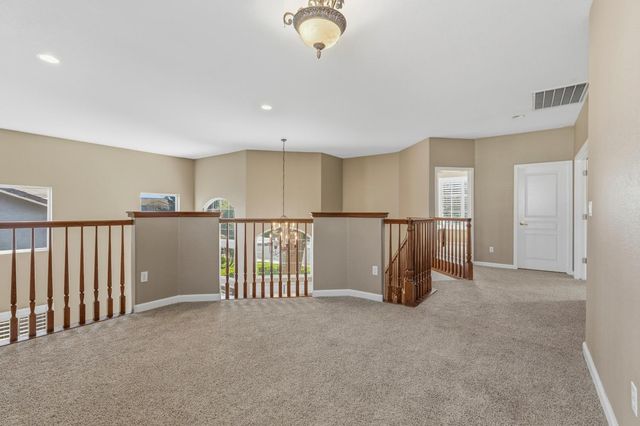 2717 Vestrella Dr, Modesto, CA 95356