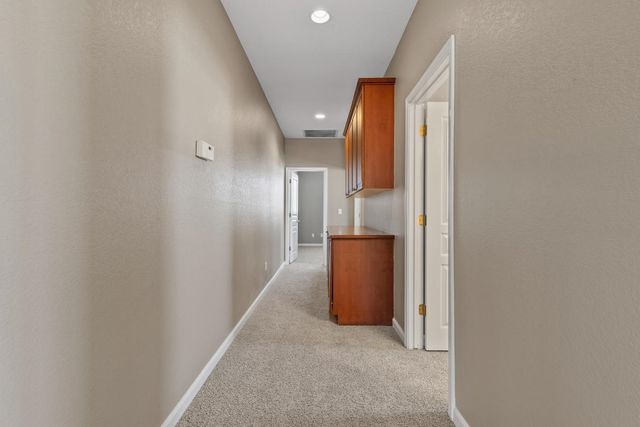 2717 Vestrella Dr, Modesto, CA 95356