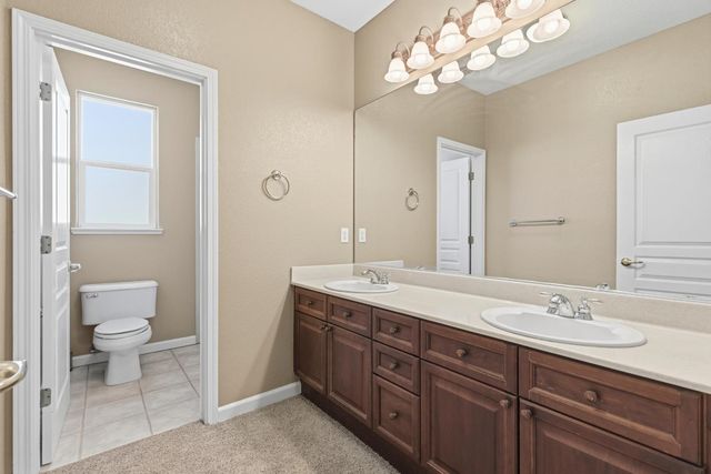 2717 Vestrella Dr, Modesto, CA 95356