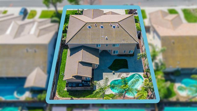 2717 Vestrella Dr, Modesto, CA 95356