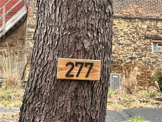 277 Plyer Way, Mt Washington, PA 15211