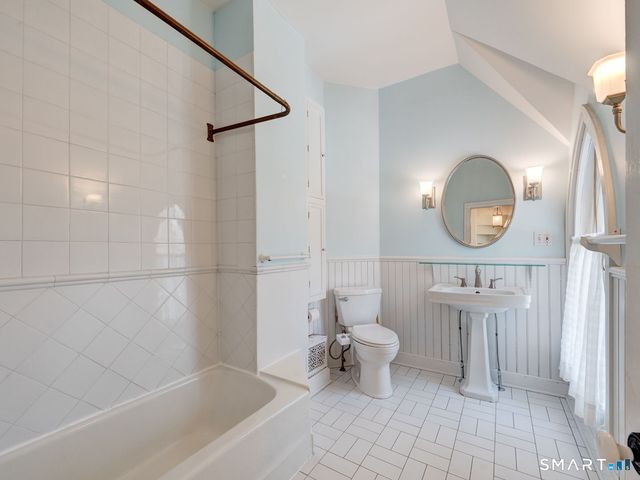 6 Pelton Hill, Chester, CT 06412