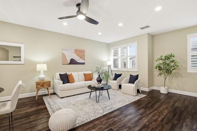 5954 Larkstone Loop, San Jose, CA 95123