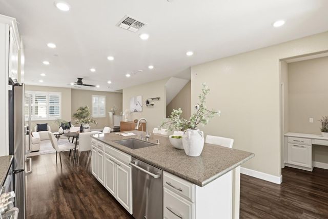 5954 Larkstone Loop, San Jose, CA 95123
