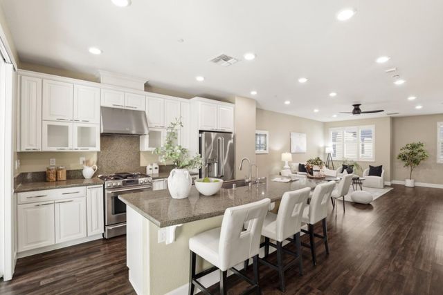 5954 Larkstone Loop, San Jose, CA 95123