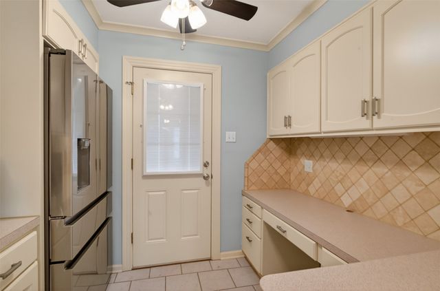 4445 Clingman, Shreveport, LA 71105