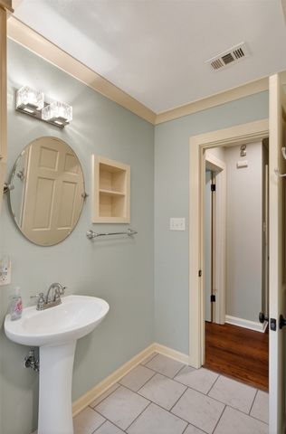 4445 Clingman, Shreveport, LA 71105