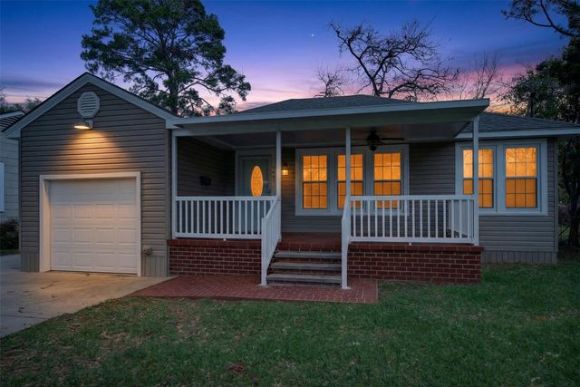 4445 Clingman, Shreveport, LA 71105