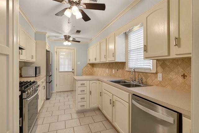 4445 Clingman, Shreveport, LA 71105