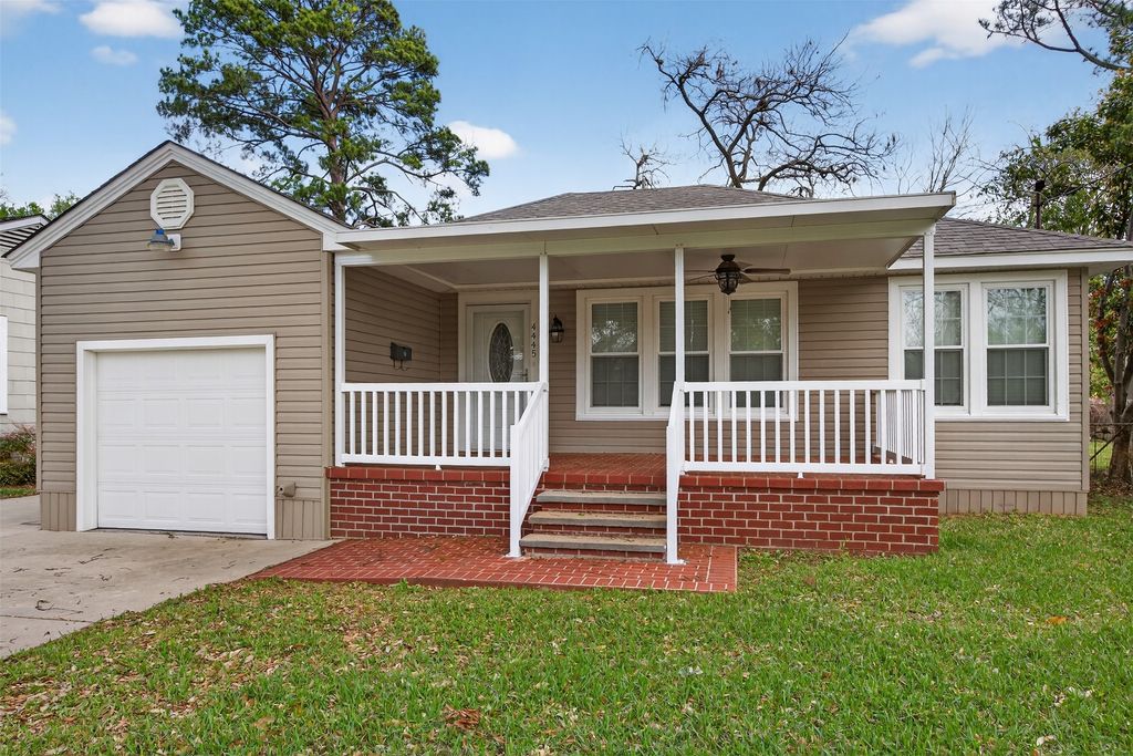 4445 Clingman, Shreveport, LA 71105