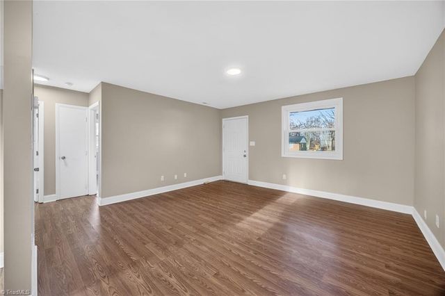 2403 Madre Place, Greensboro, NC 27406