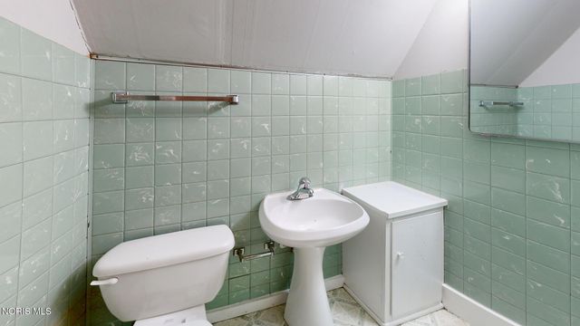 3317 Northwood Avenue, Toledo, OH 43606
