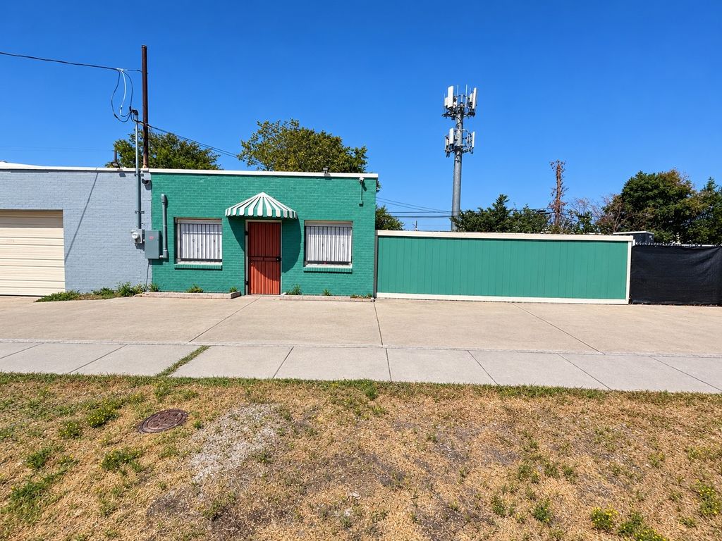 1309 Ferndale Avenue, Dallas, TX 75224 — exterior