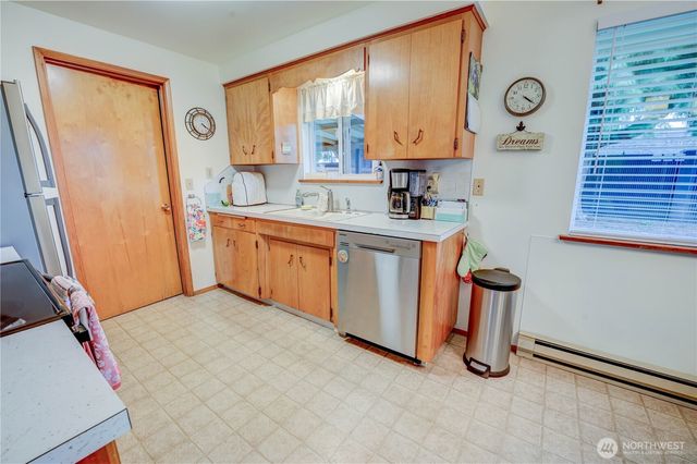 2023 -2021 14th Avenue NW, Puyallup, WA 98371
