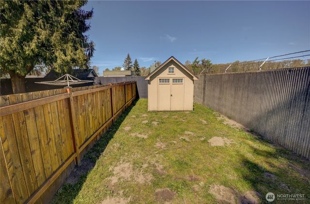 2023 -2021 14th Avenue NW, Puyallup, WA 98371