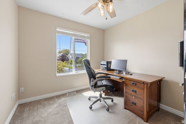 445 S SUNSET DR, Kaysville, UT 84037