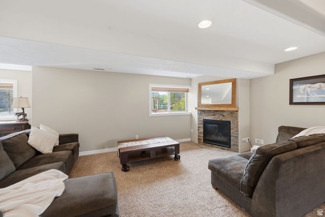 445 S SUNSET DR, Kaysville, UT 84037