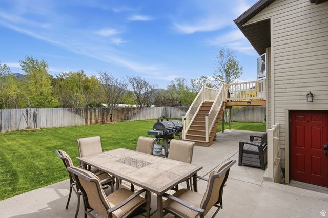 445 S SUNSET DR, Kaysville, UT 84037