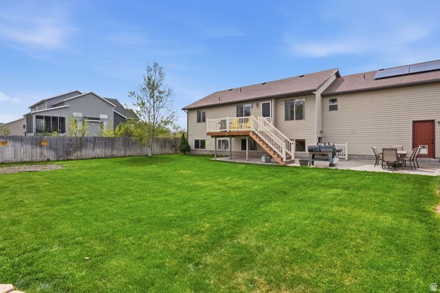 445 S SUNSET DR, Kaysville, UT 84037