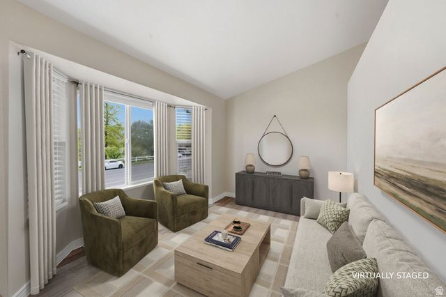 445 S SUNSET DR, Kaysville, UT 84037