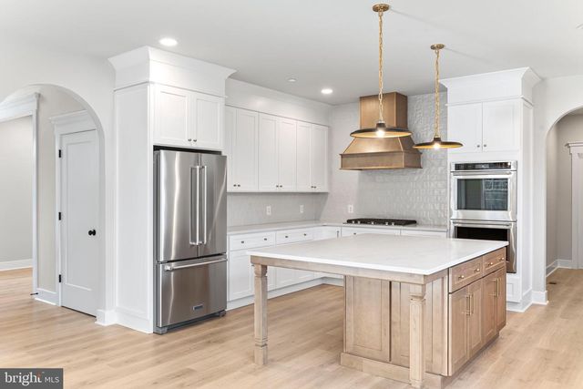 1353 YORKTOWN RD, Annapolis, MD 21409