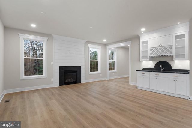 1353 YORKTOWN RD, Annapolis, MD 21409