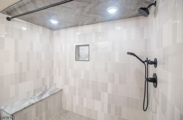 625 Park Ave, East Orange City, NJ 07017