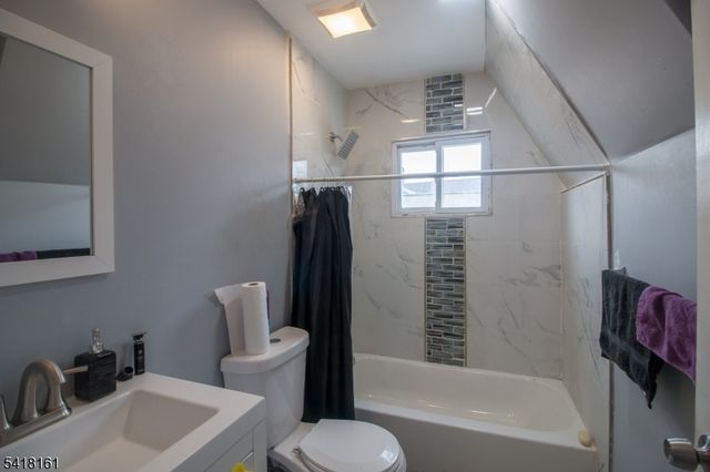 625 Park Ave, East Orange City, NJ 07017