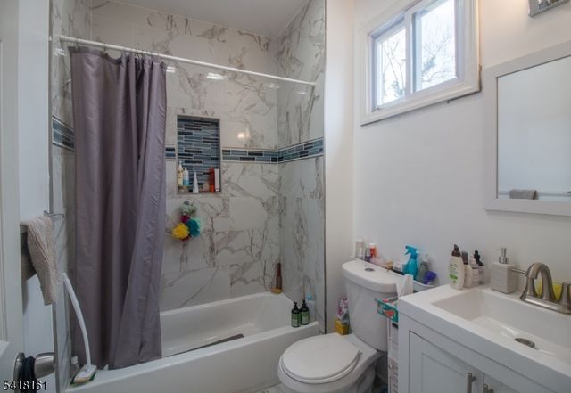 625 Park Ave, East Orange City, NJ 07017