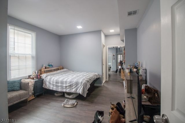 625 Park Ave, East Orange City, NJ 07017