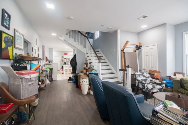 625 Park Ave, East Orange City, NJ 07017