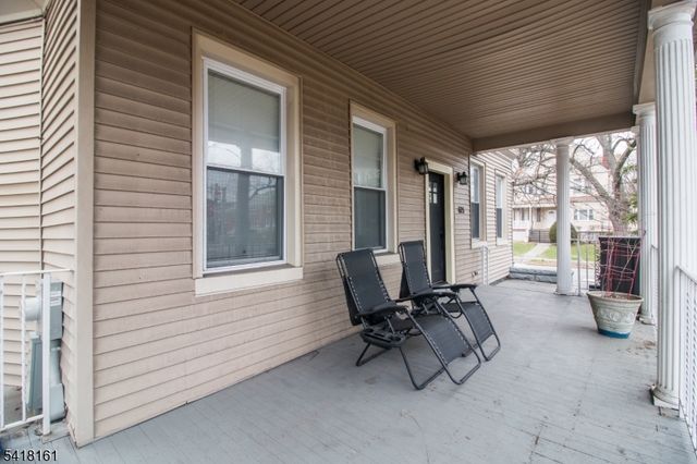 625 Park Ave, East Orange City, NJ 07017