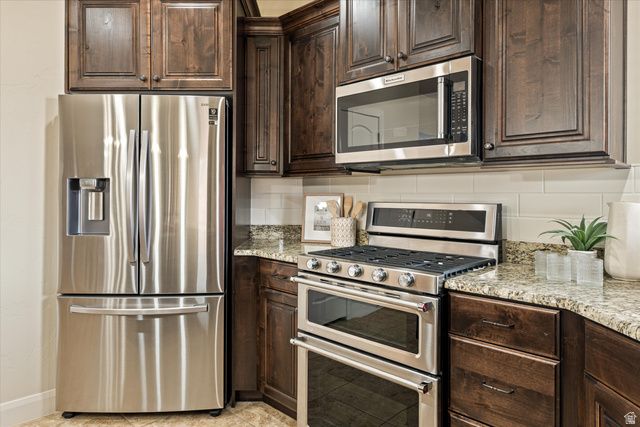 870 N CATALPA DR, Washington, UT 84780