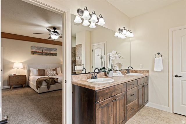 870 N CATALPA DR, Washington, UT 84780