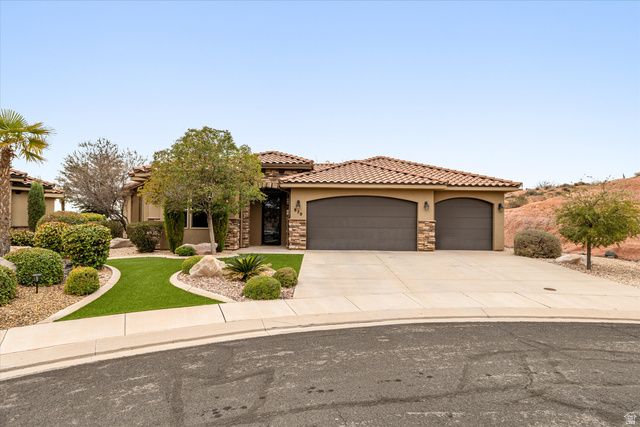 870 N CATALPA DR, Washington, UT 84780