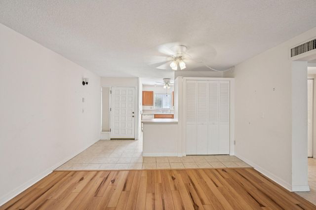 1501 NE 13th Terrace H1, Jensen Beach, FL 34957