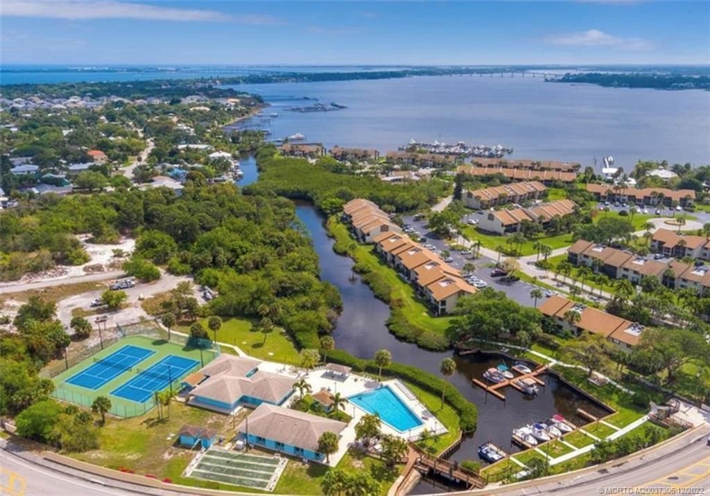 1501 NE 13th Terrace H1, Jensen Beach, FL 34957