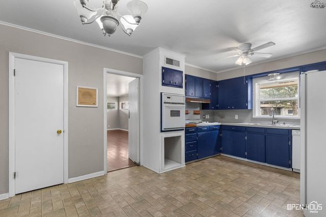 4804 AUGUSTA LANE, Wichita Falls, TX 76302