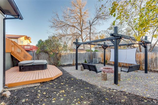 8475 Quay Drive, Arvada, CO 80003