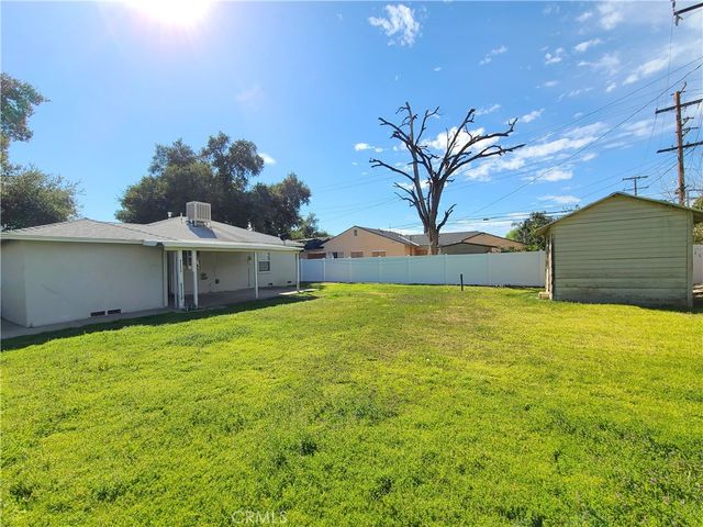 686 Courtland Drive, San Bernardino, CA 92405