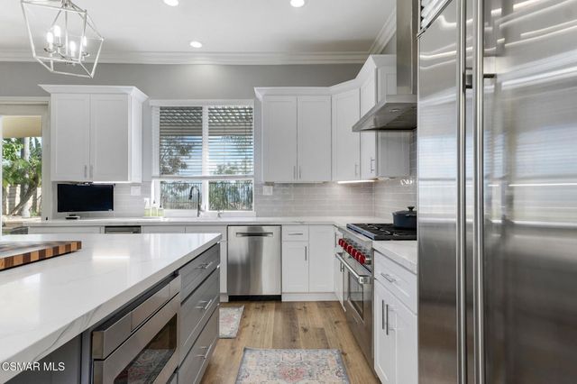 6140 Deerhill Road, Oak Park, CA 91377