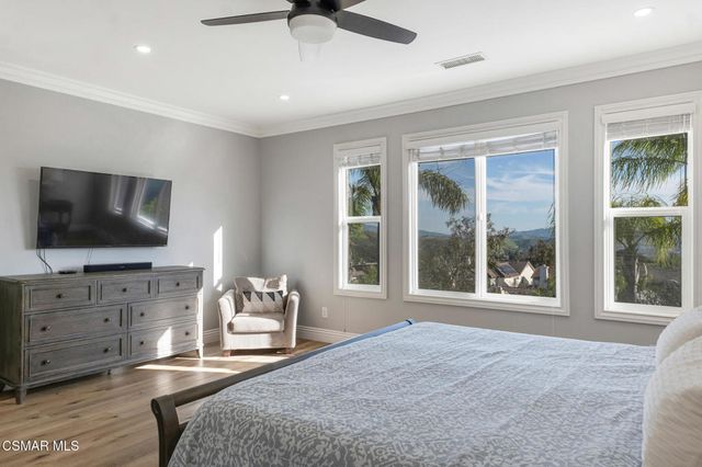 6140 Deerhill Road, Oak Park, CA 91377