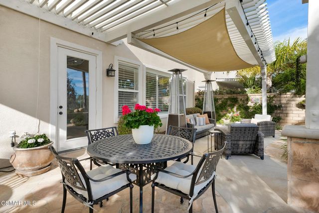 6140 Deerhill Road, Oak Park, CA 91377