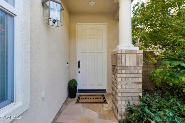 6140 Deerhill Road, Oak Park, CA 91377