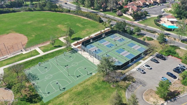 6140 Deerhill Road, Oak Park, CA 91377