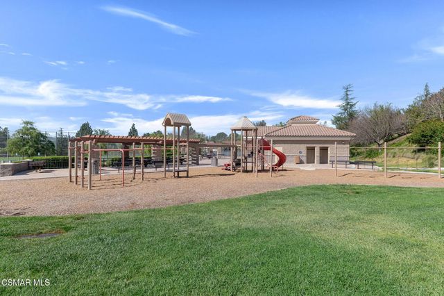 6140 Deerhill Road, Oak Park, CA 91377