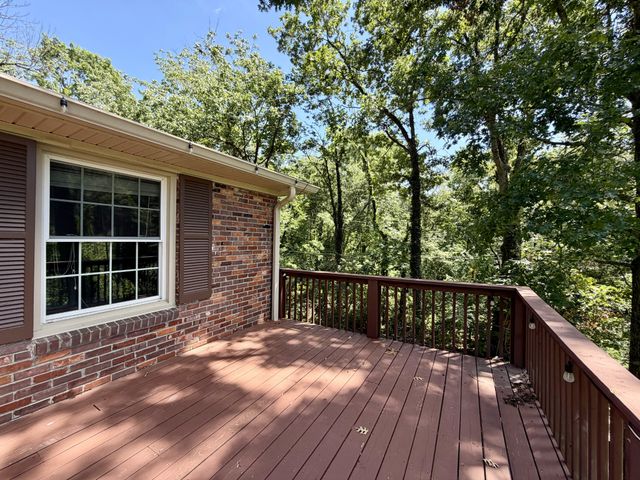 600 Vanoke Dr, Madison, TN 37115