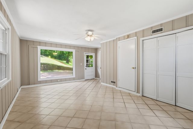 600 Vanoke Dr, Madison, TN 37115