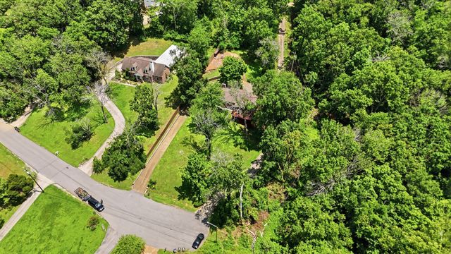 600 Vanoke Dr, Madison, TN 37115