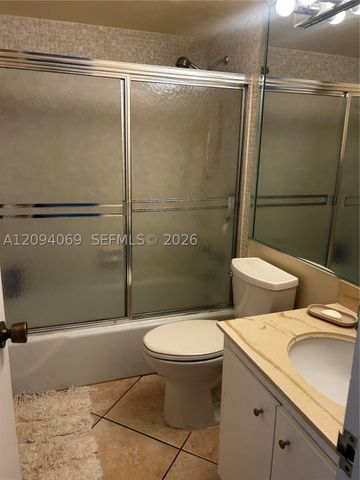 1950 S Ocean Dr 9K, Hallandale Beach, FL 33009